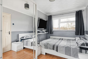 Bedroom- click for photo gallery